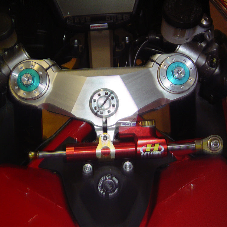 Kit-Fixierung für Hyperpro Ducati 848 EVO 2010-2013 Schwarzer Anodized Richtungsschockdämpfer